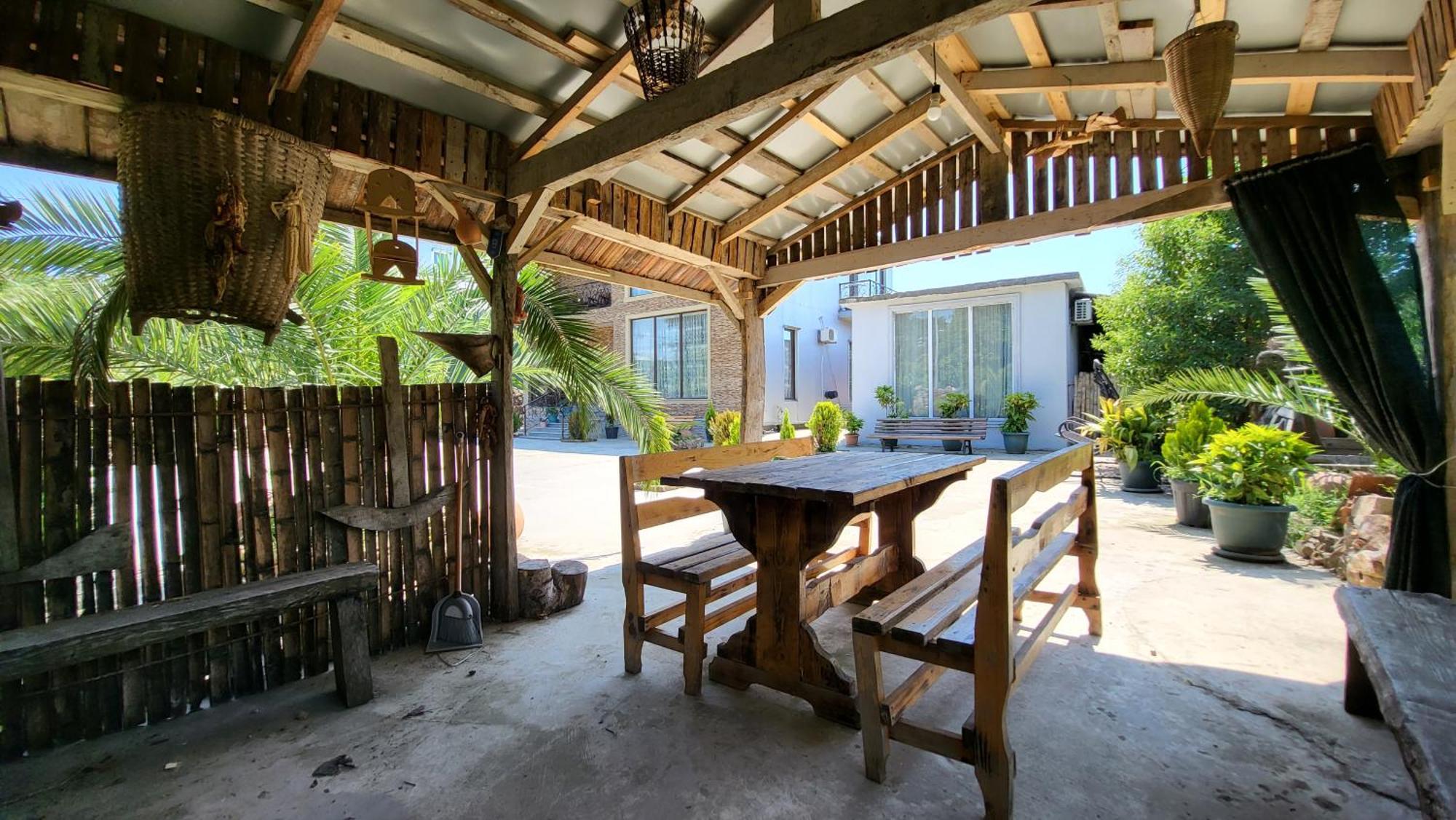 Guesthouse Gocha Beridze Батумі Екстер'єр фото